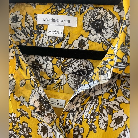 Liz Claiborne Floral Top in Yellow - Picture 3 of 3